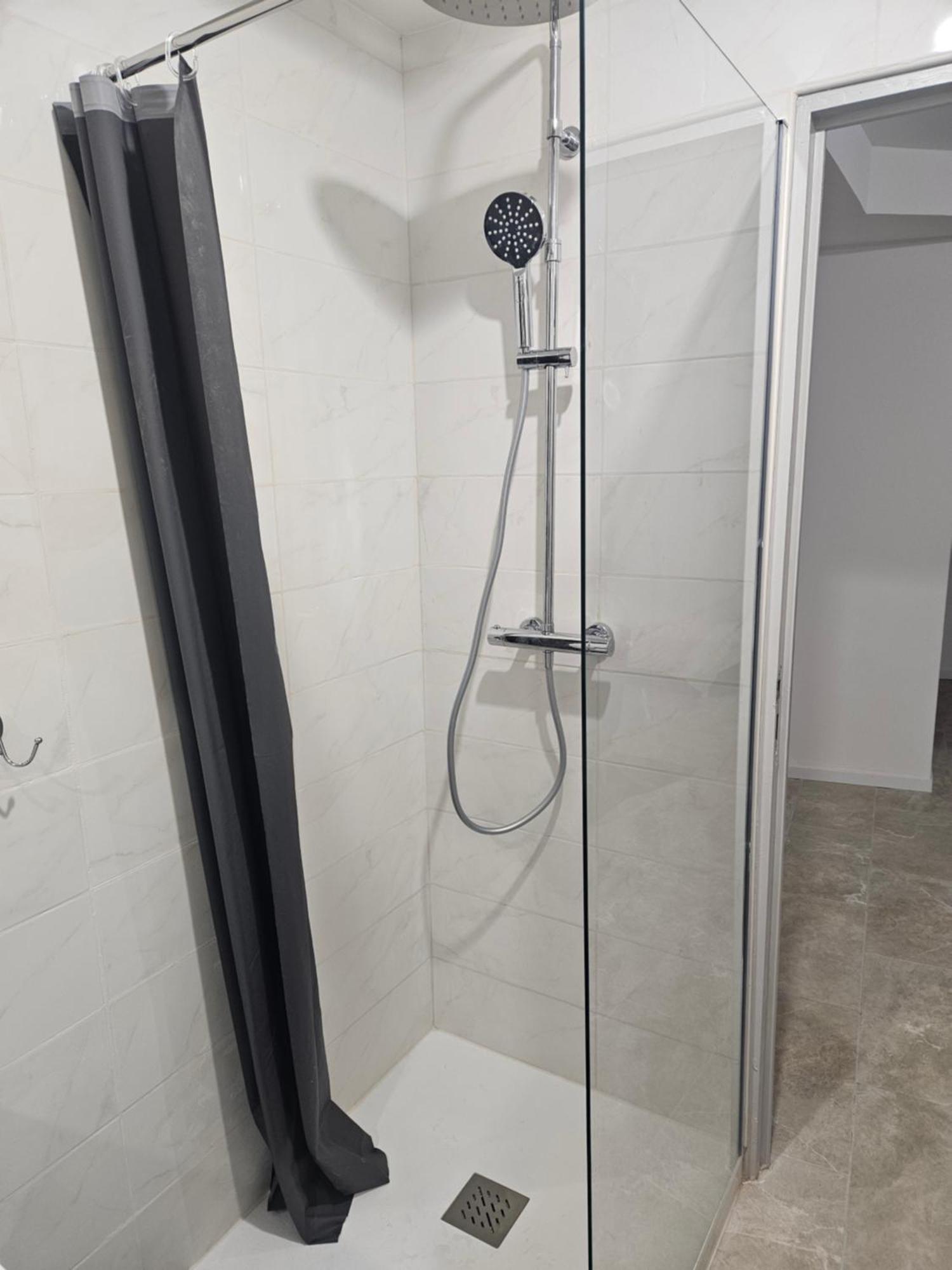 Appartement Moderne Et Sympa Μπεζιέ Εξωτερικό φωτογραφία