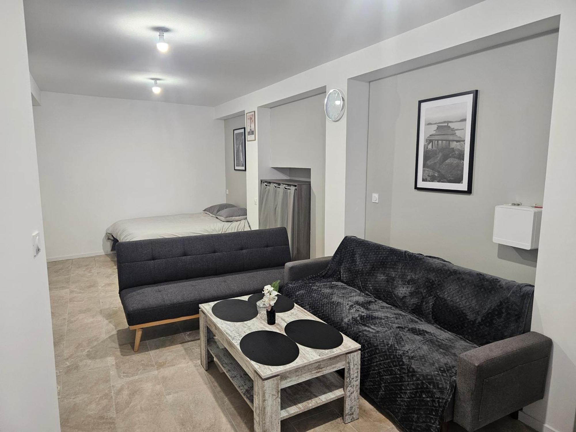 Appartement Moderne Et Sympa Μπεζιέ Εξωτερικό φωτογραφία