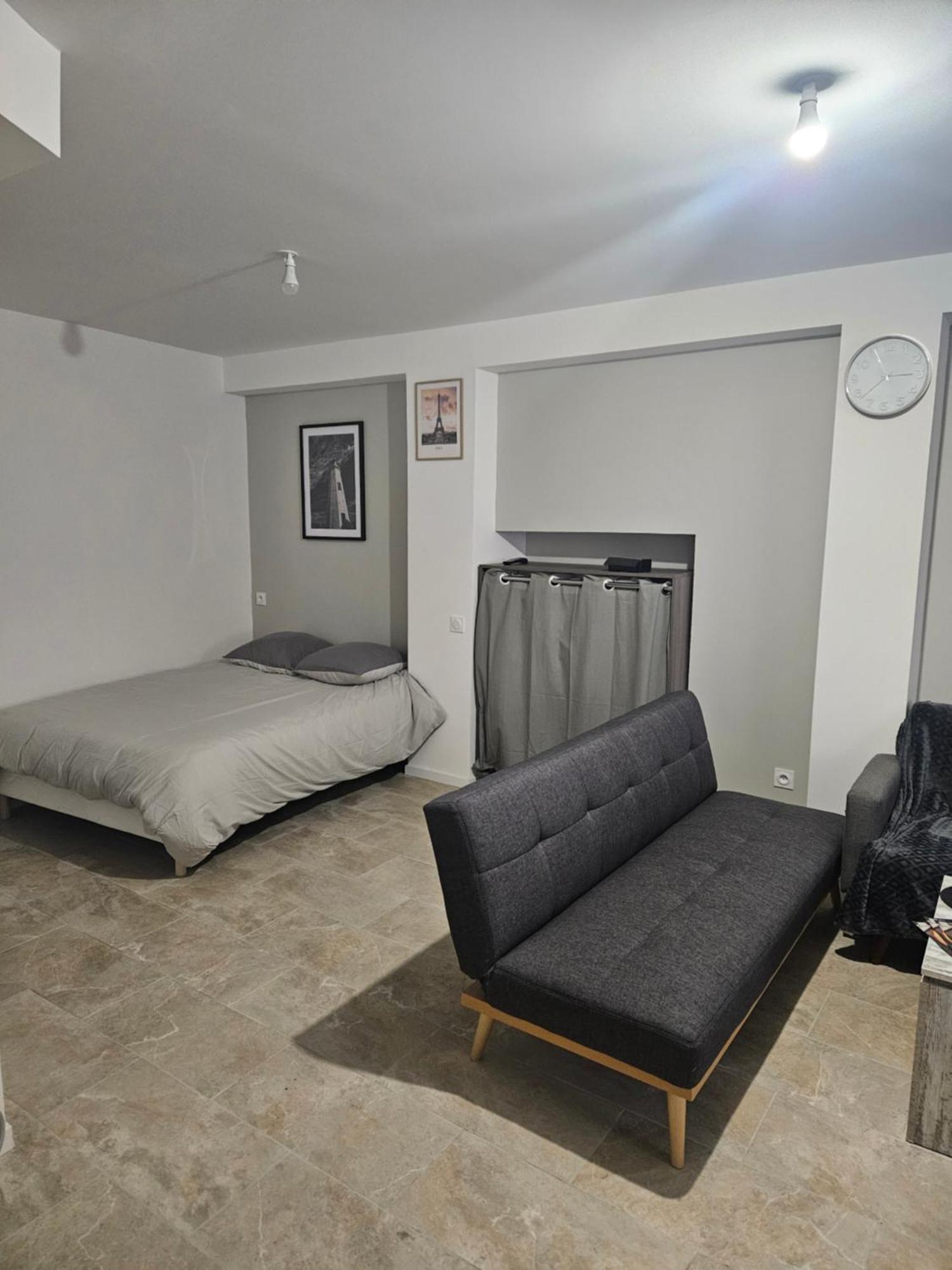 Appartement Moderne Et Sympa Μπεζιέ Εξωτερικό φωτογραφία
